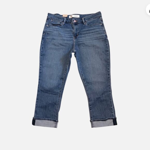 Signature Levi Strauss Jeans Womens Blue Mid Rise Capri Jeans Pants 32x22 Actual - Picture 3 of 9